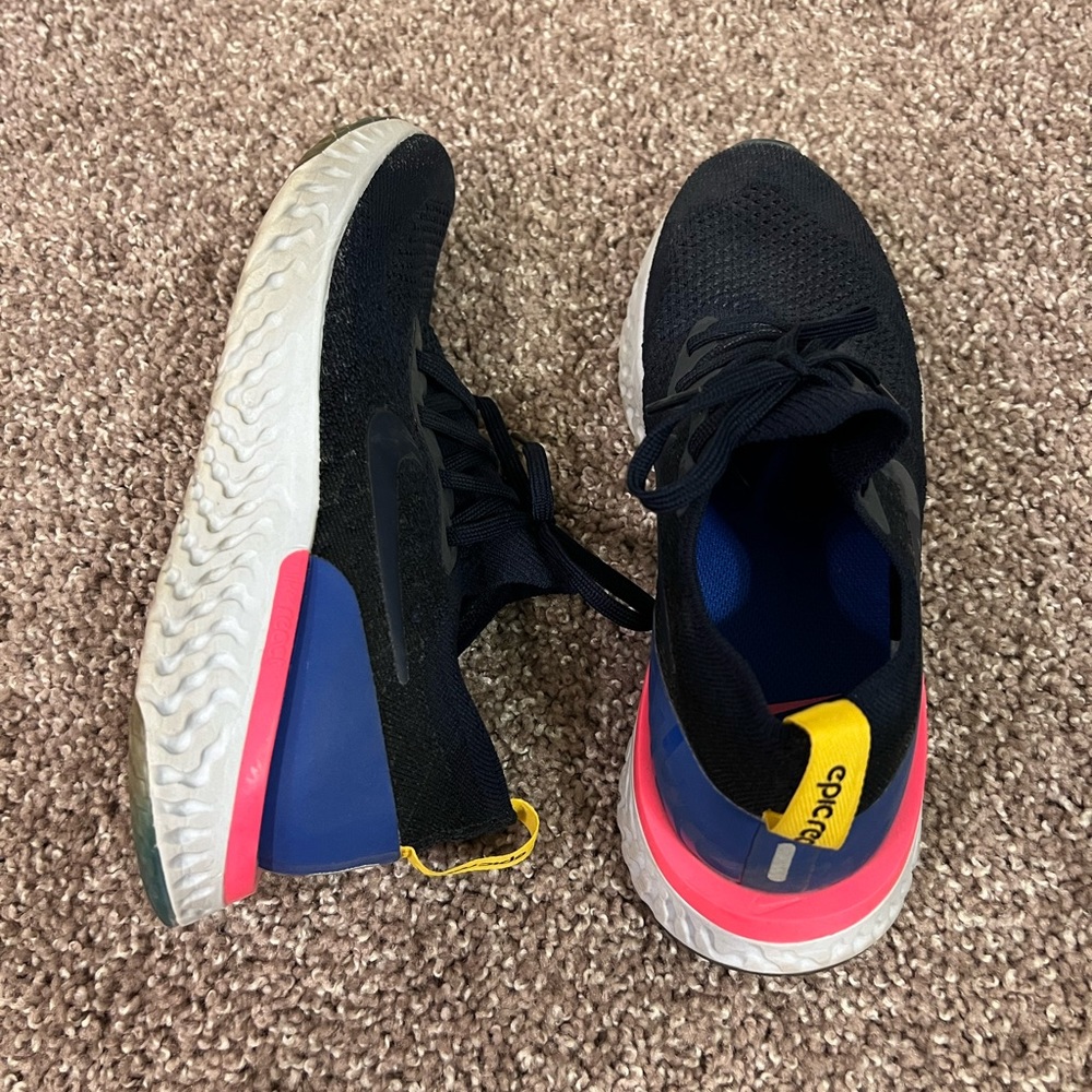Women’s Nike Epic React Flyknit - image 4